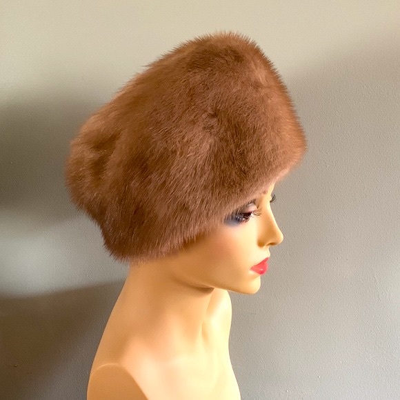 Filene’s 1950’s Vintage Mink Pillbox Hat - Picture 3 of 8